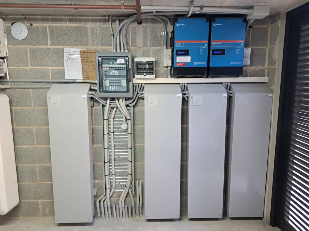 A 40 kWh installation of four battery cabinets with two inverters and metering